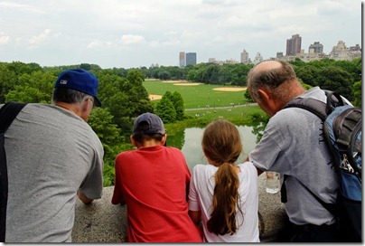 110724886tb Billy Nelson, Mark, Bethany, Gordon Franz overlooking Central Park