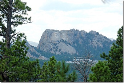 120718864tb Mount Rushmore from distance
